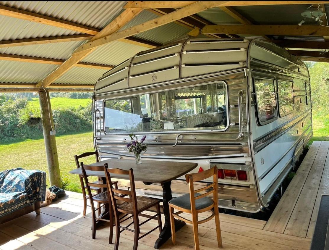 פאלמות' The Quarry Caravan מראה חיצוני תמונה